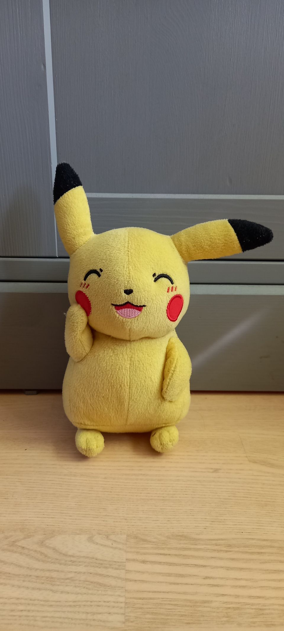 Pikachu pehmolelu