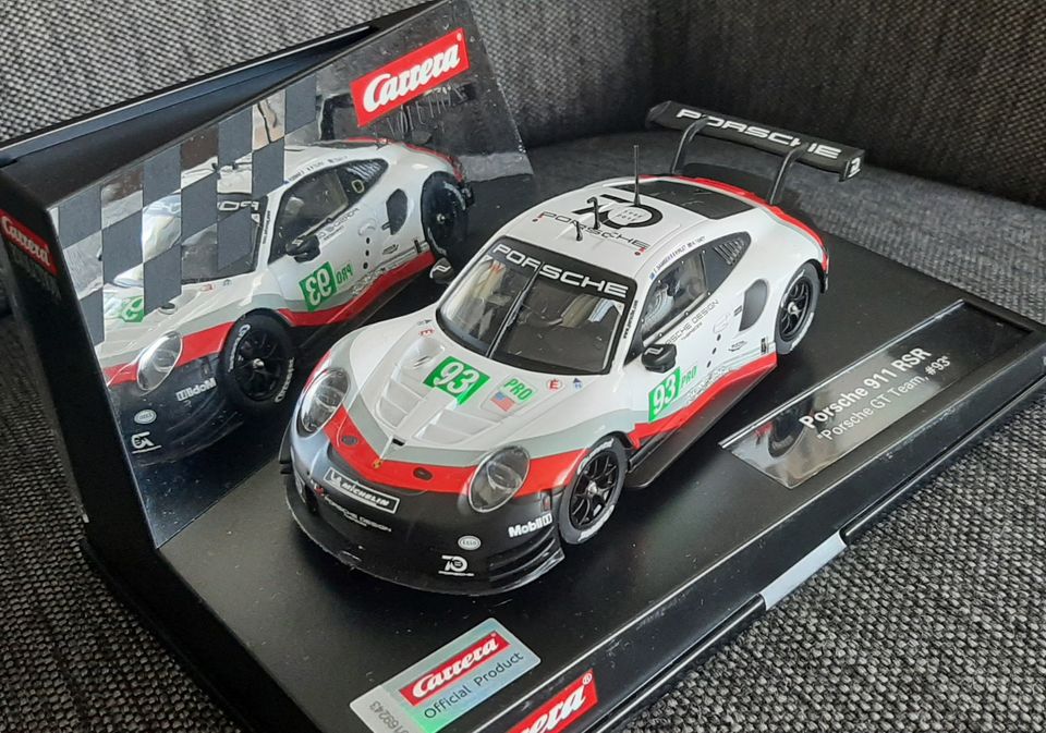 Carrera Evolution Porsche 911 RSR 1:32