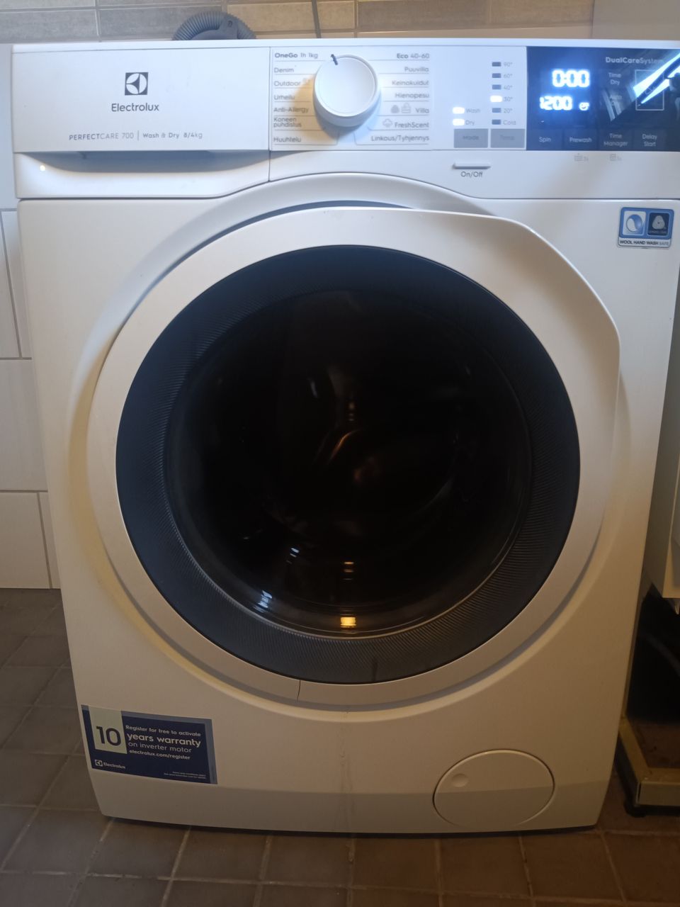 Electrolux Perfectcare 700