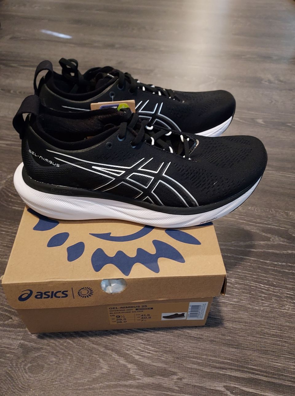 Asics Gel-Nimbus 25, koko 41,5