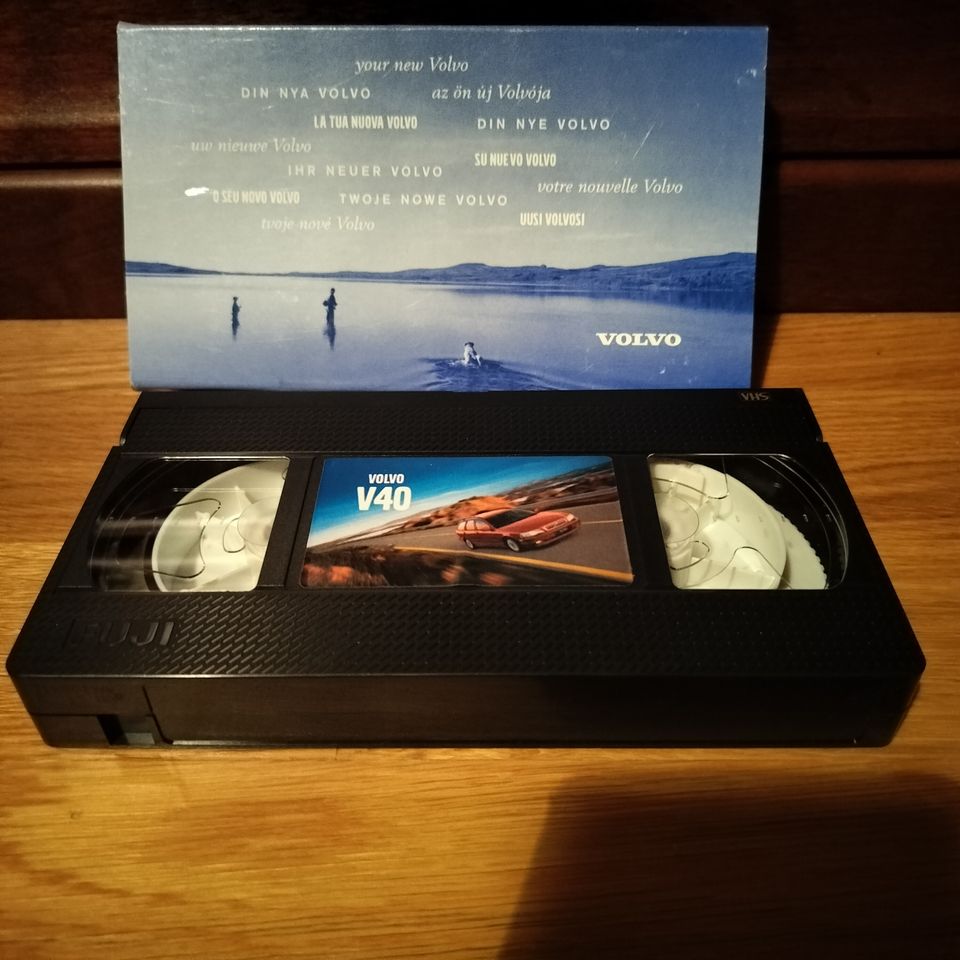 Volvo v40 esittelyvideo VHS