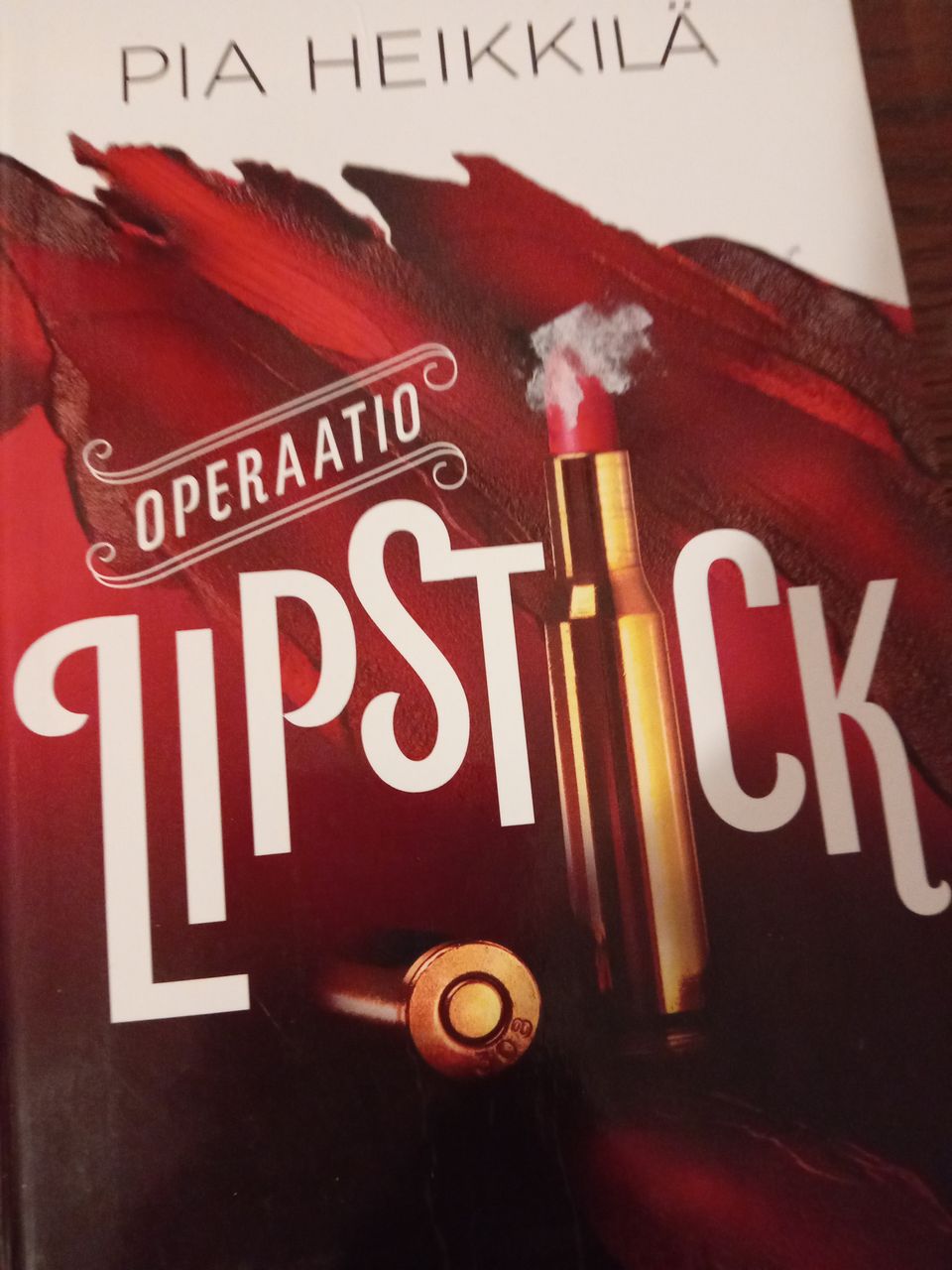 Operaatio Lipstick kirja