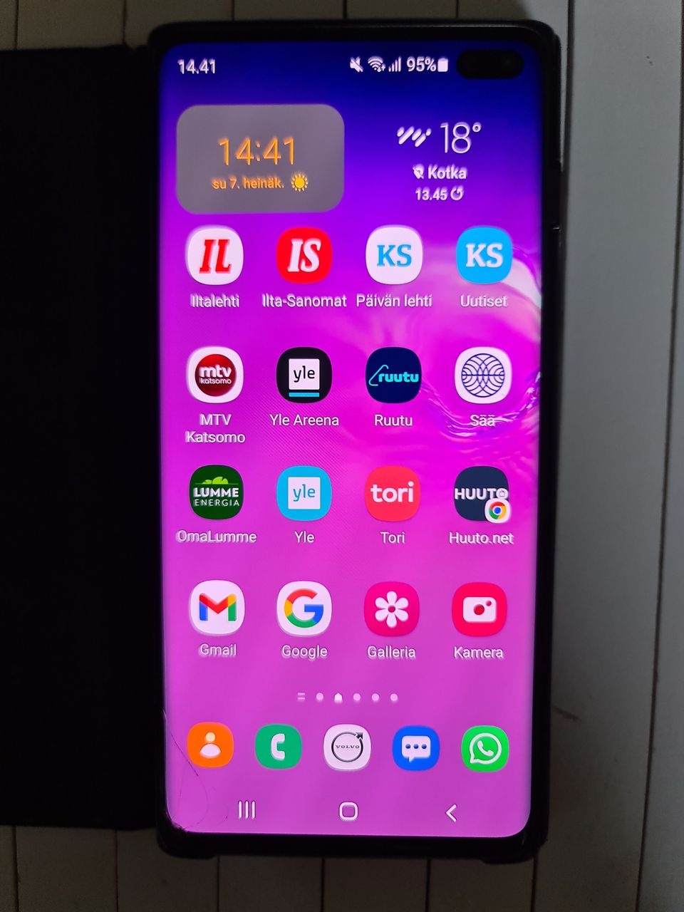 Samsung S10+