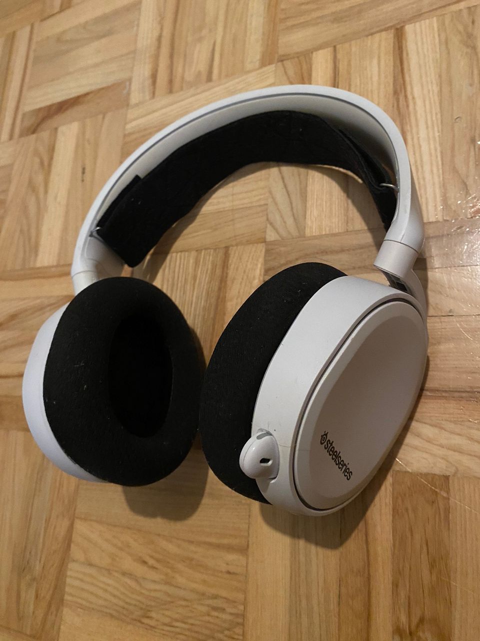 SteelSeries Arctis 5