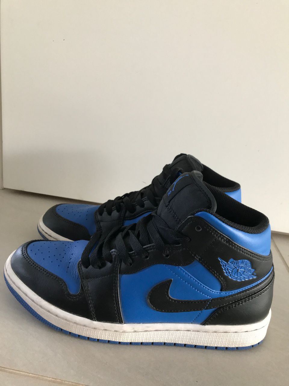 Air jordan 1 mid, koko 40,5