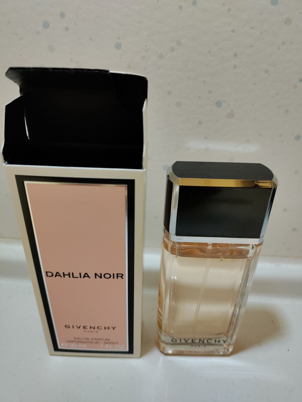 Givenchy Dahlia Noir EdP 30 ml