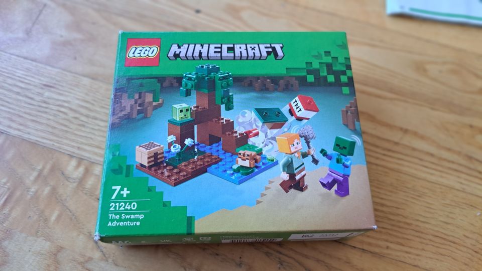 Lego minecraft 21240 suoseikkailu