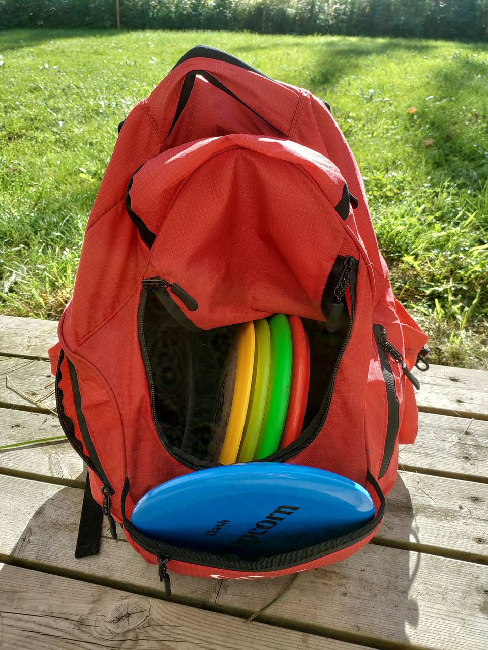 Frisbeegolf bägi ja kiekot aloittelijalle