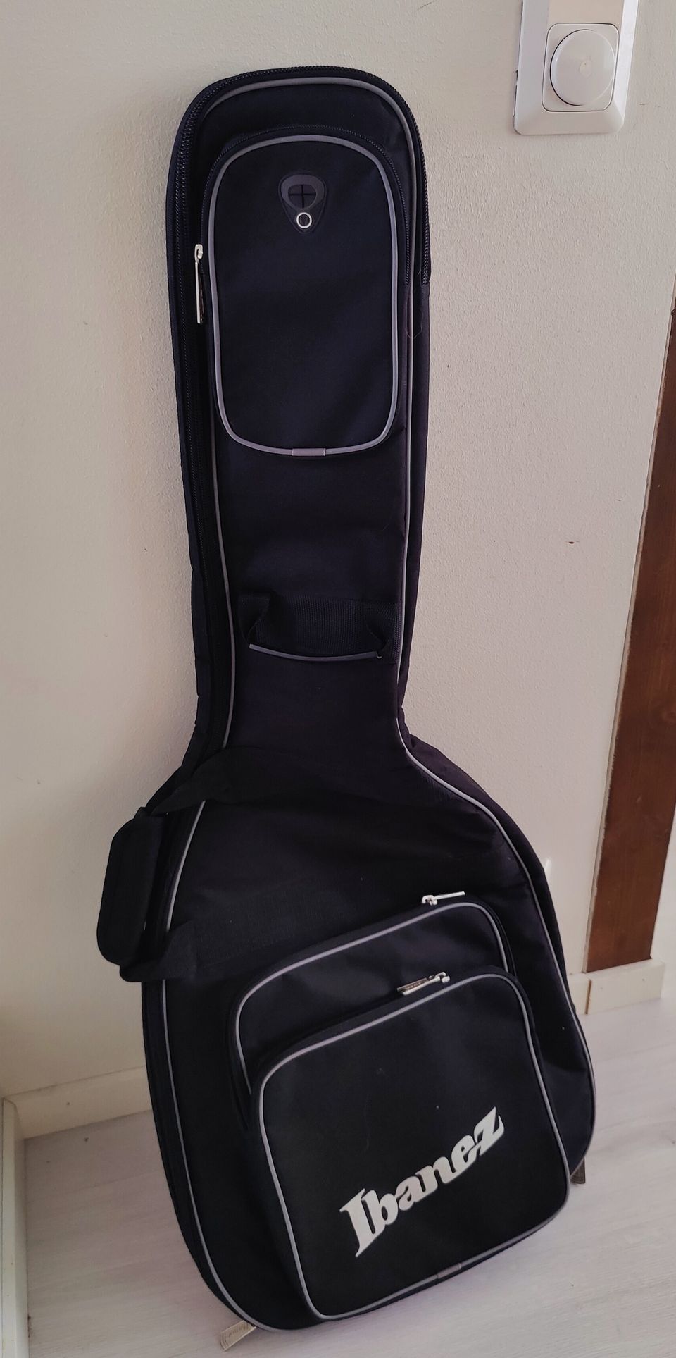 Sähkökitaran gigbag