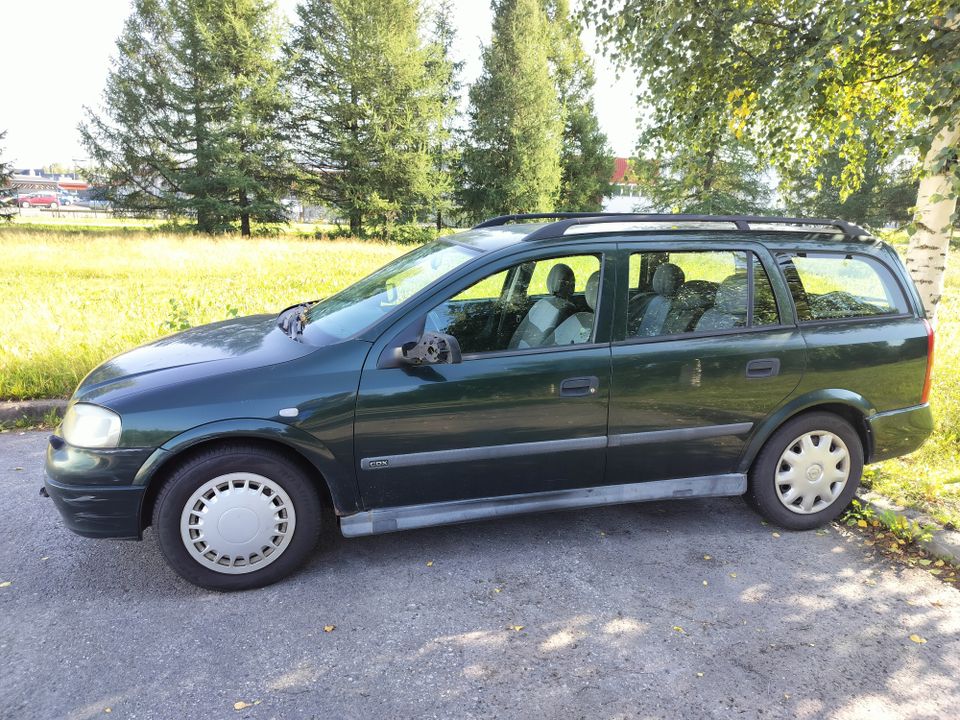 Opel Astra Caravan myydään