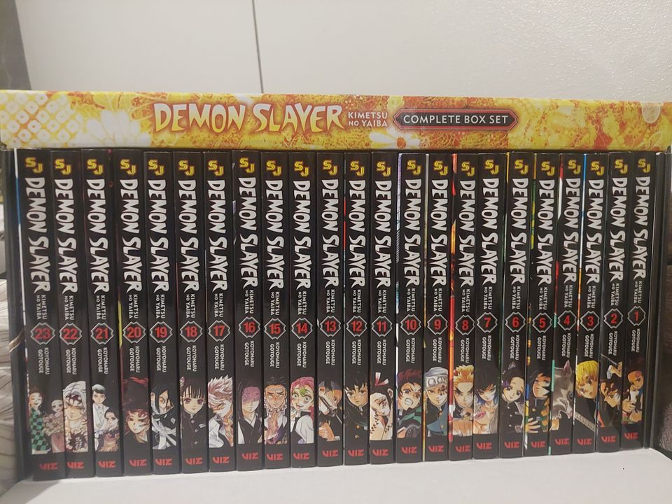 Demon slayer manga box set