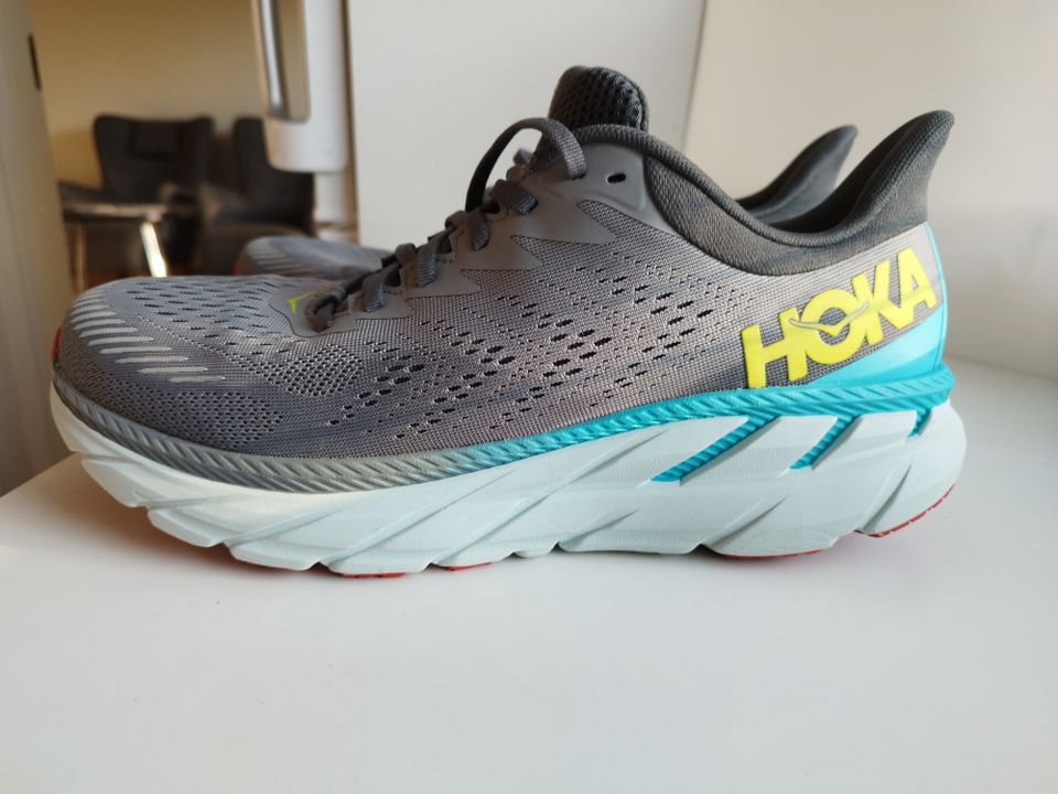 Hoka M Clifton 7