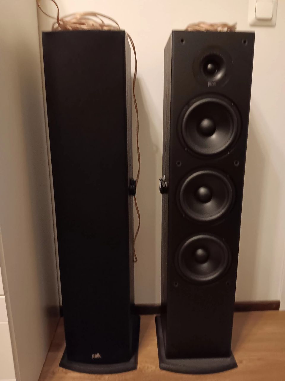 POLK T50 Kaiuttimet