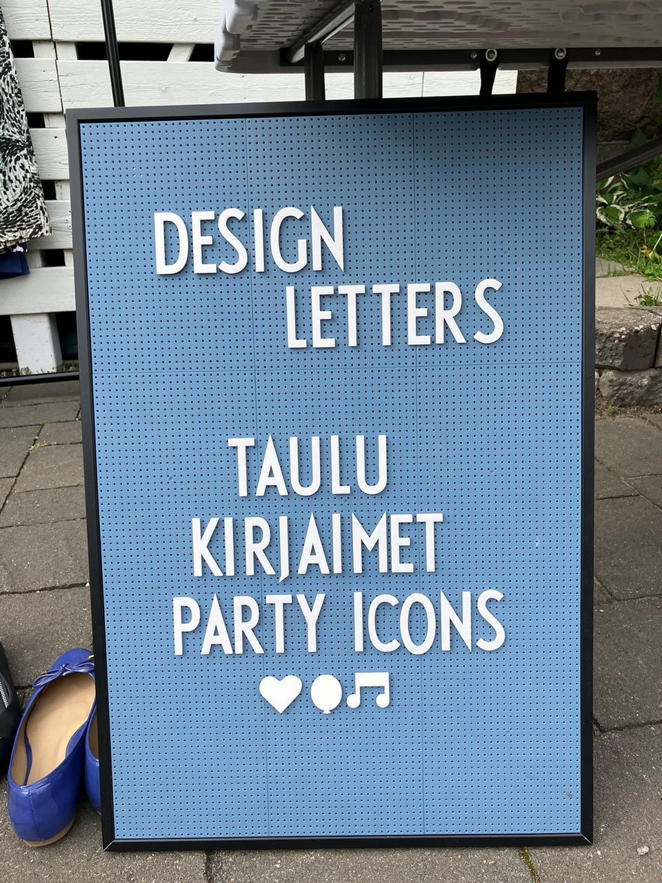 Design Letters -taulu