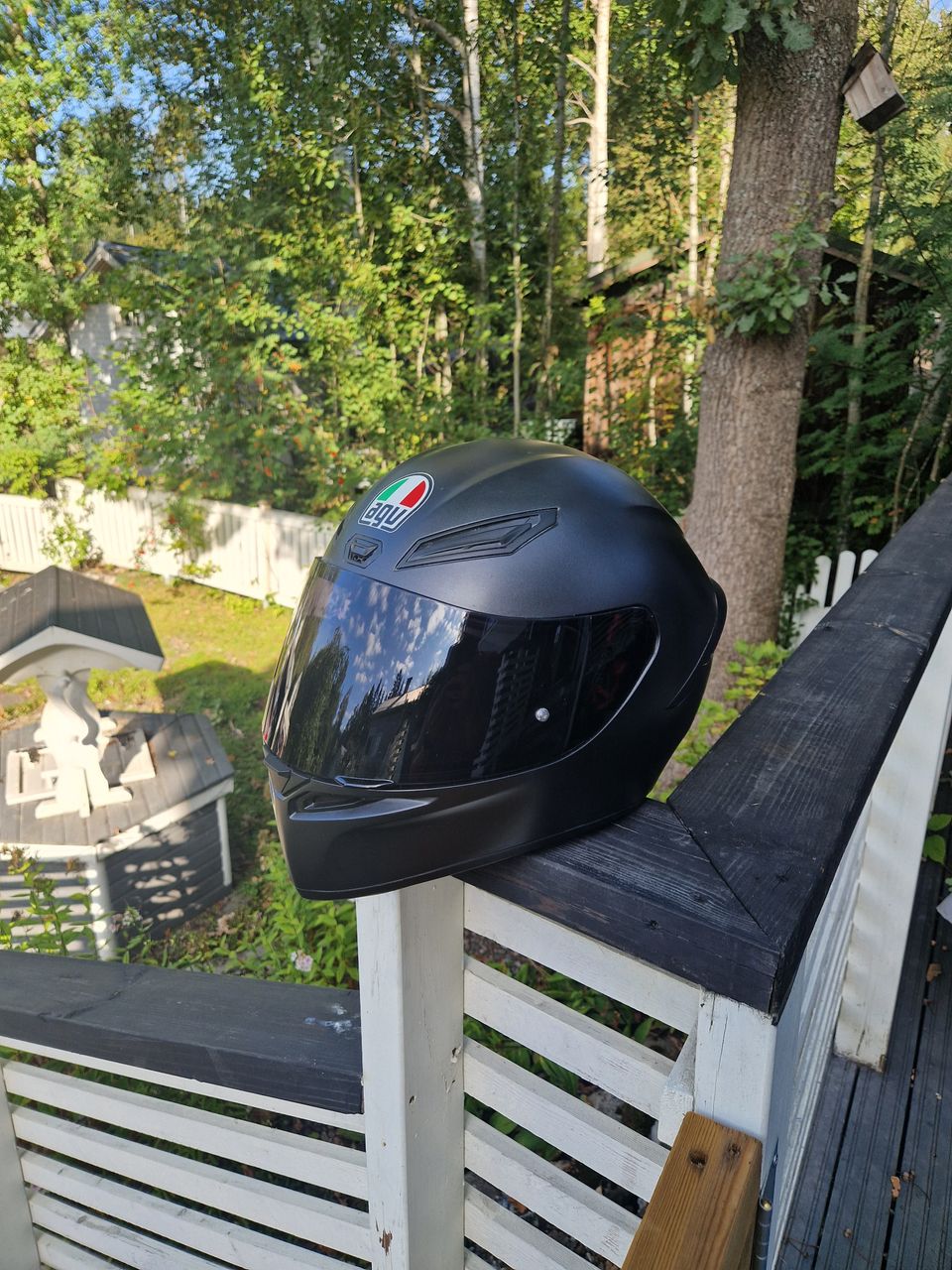 AGV K1 moottoripyöräkypärä, koko XL (61-62)