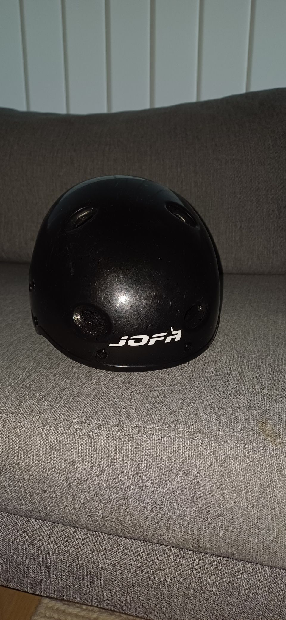 Jofa luistelukypärä koko 48-52,5cm