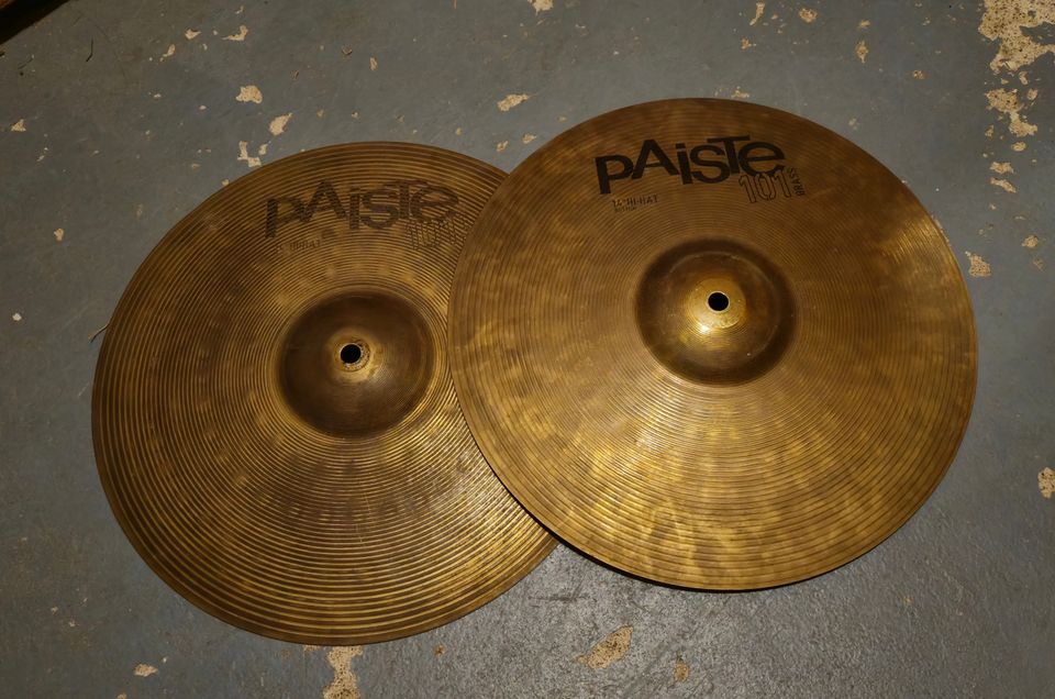 Paiste 101 hihat ja symbaaleja