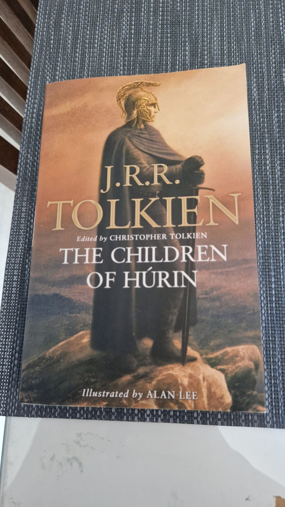 J.R.R. Tolkien: The Children of Hurín pokkari