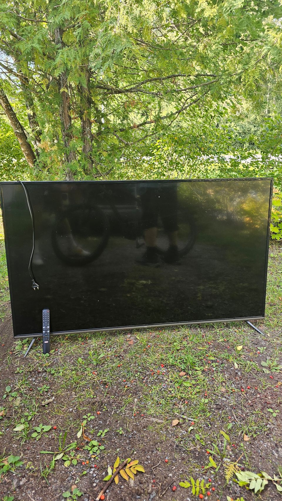 *TV VARAOSIKSI* TCL 65" Tuumaa