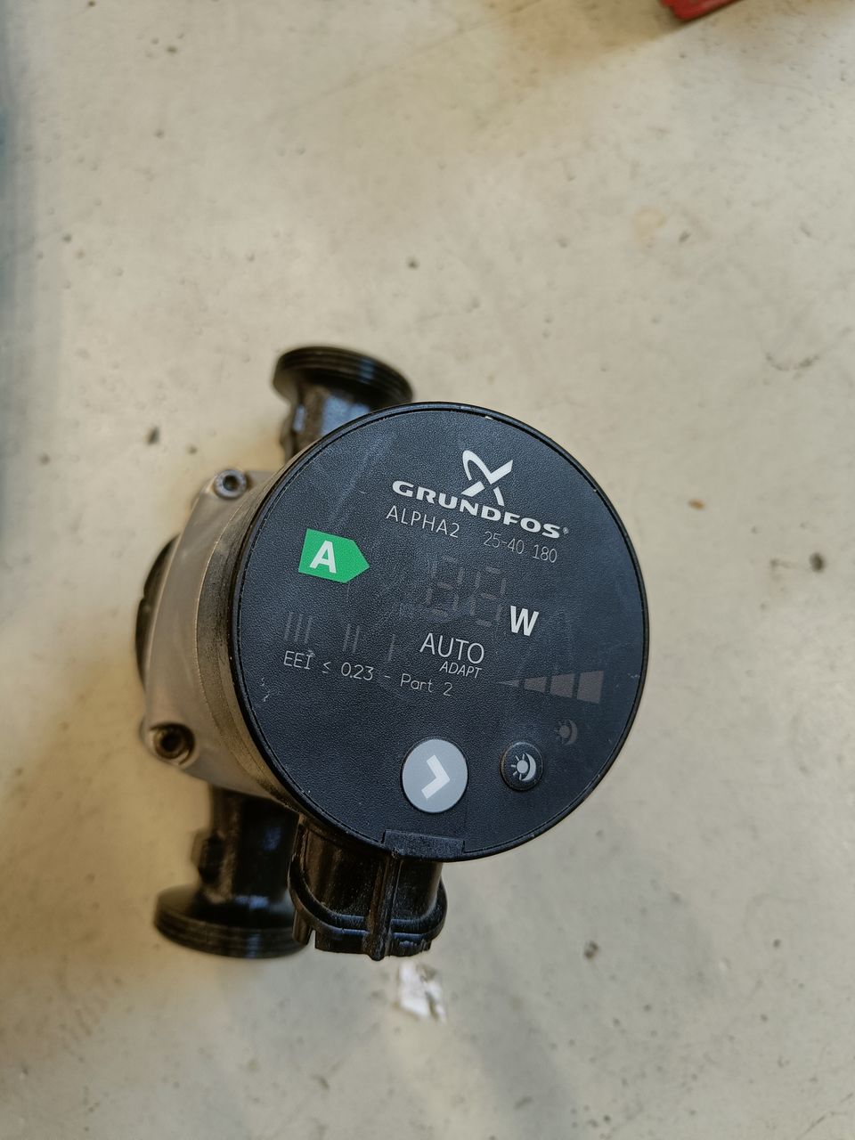 Grundfos alpha2 25-40 180