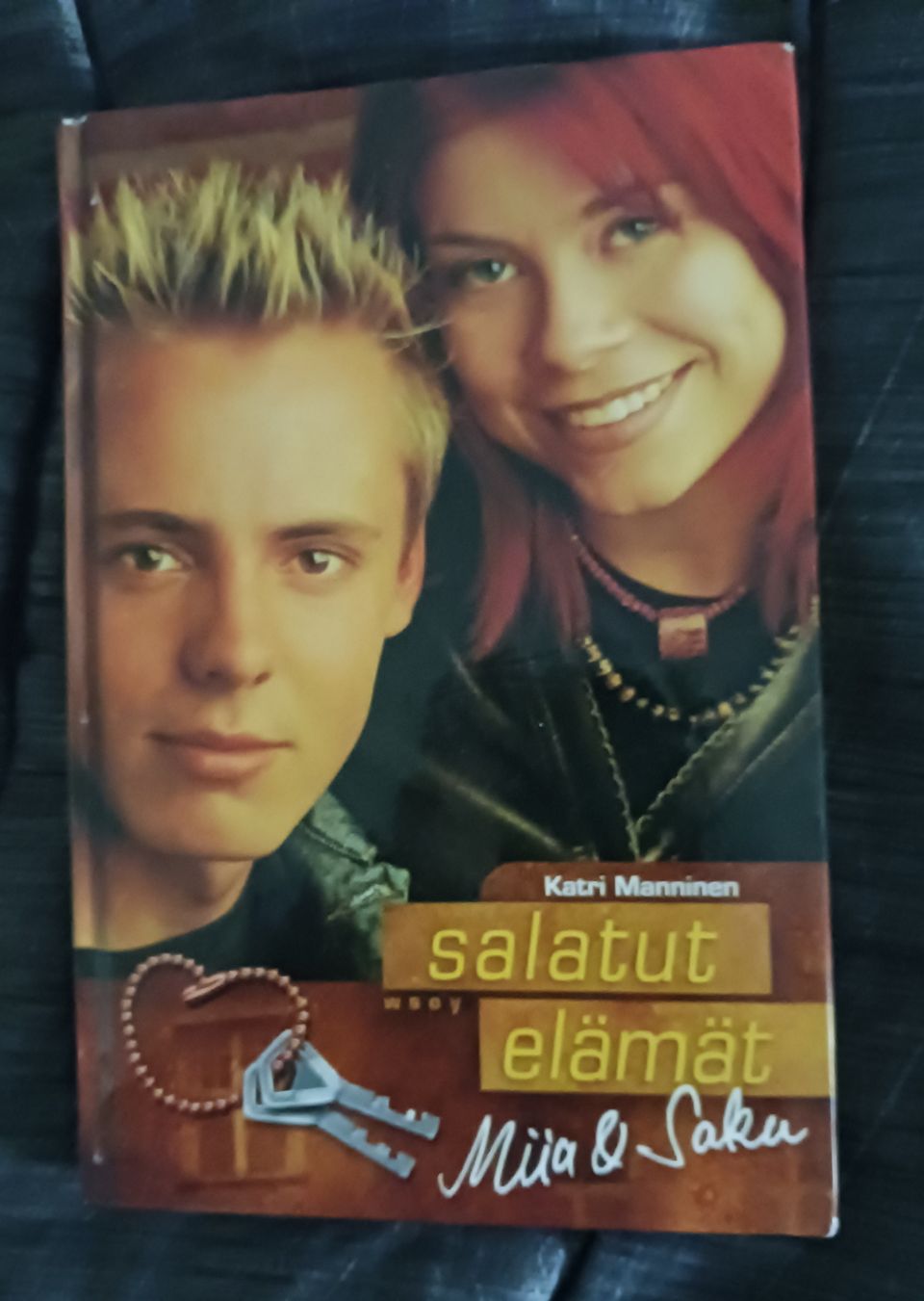 SALATUT ELÅMÅT