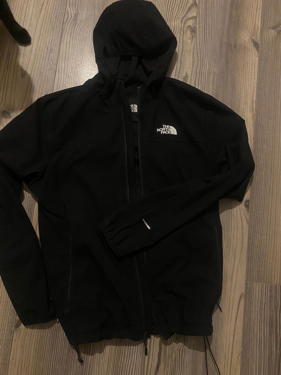 The North Face takki