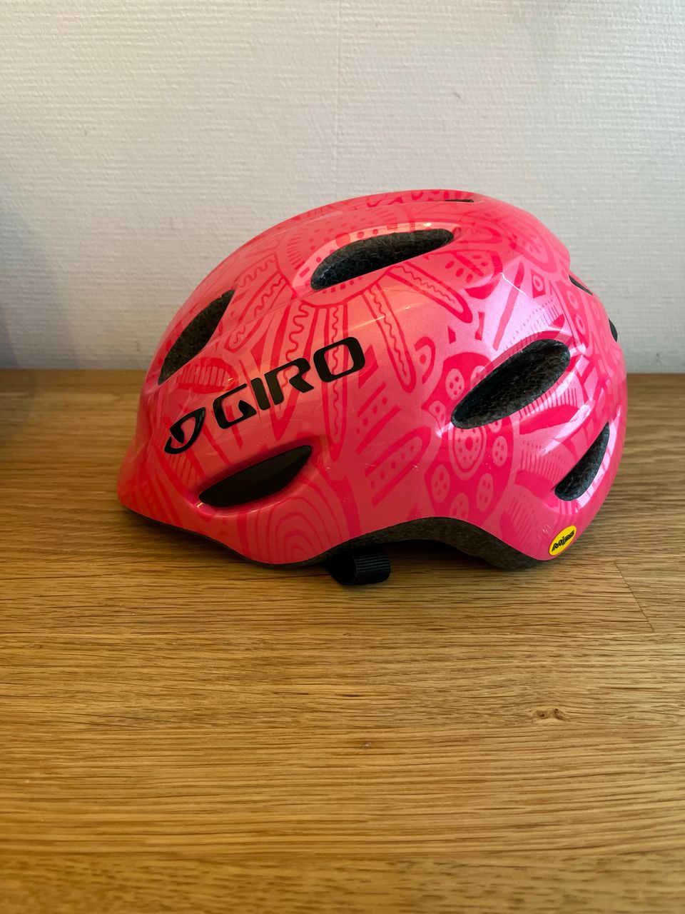 Giro Scamp MIPS (XS 45-49cm) lasten pyöräilykypärä