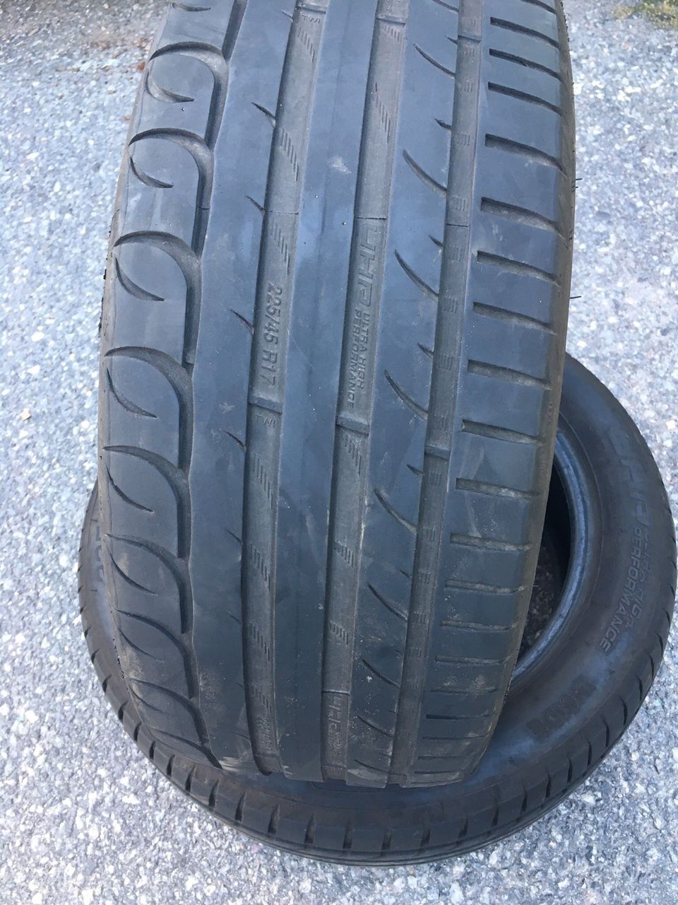 225/45R17 1Kpl kesärenkaat