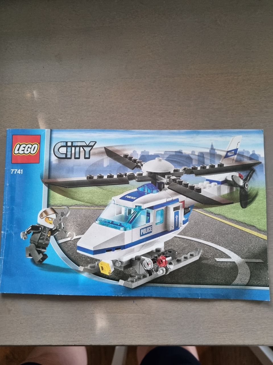 Lego city poliisi helikopteri 7741