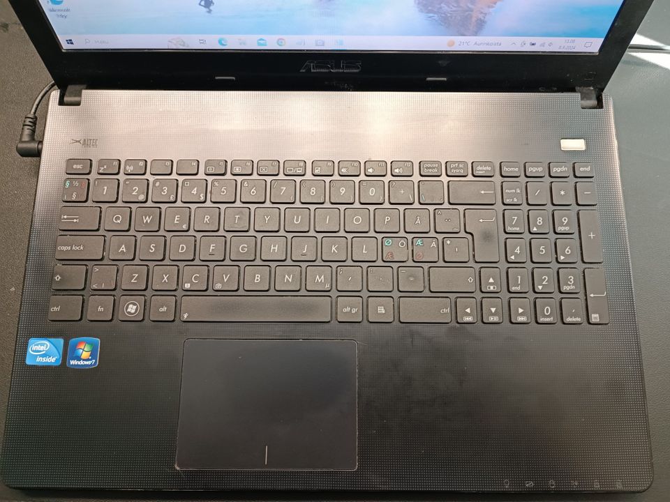 Asus X501A-XX020V, Windows 10 Home