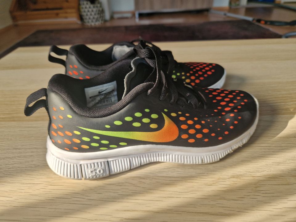 Nike Free 5.0 lenkkarit, koko 36,5