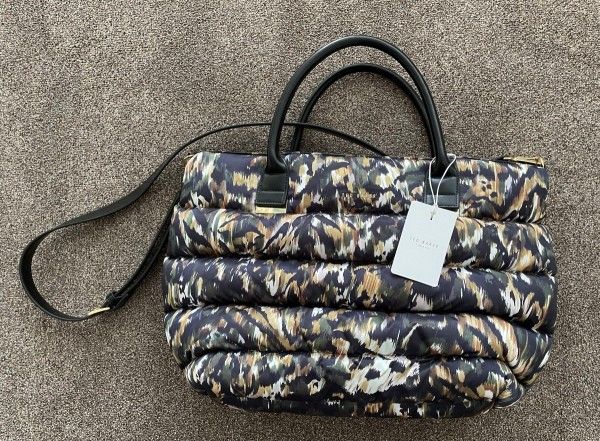 Ted Baker urban puffer tote laukku UUSI