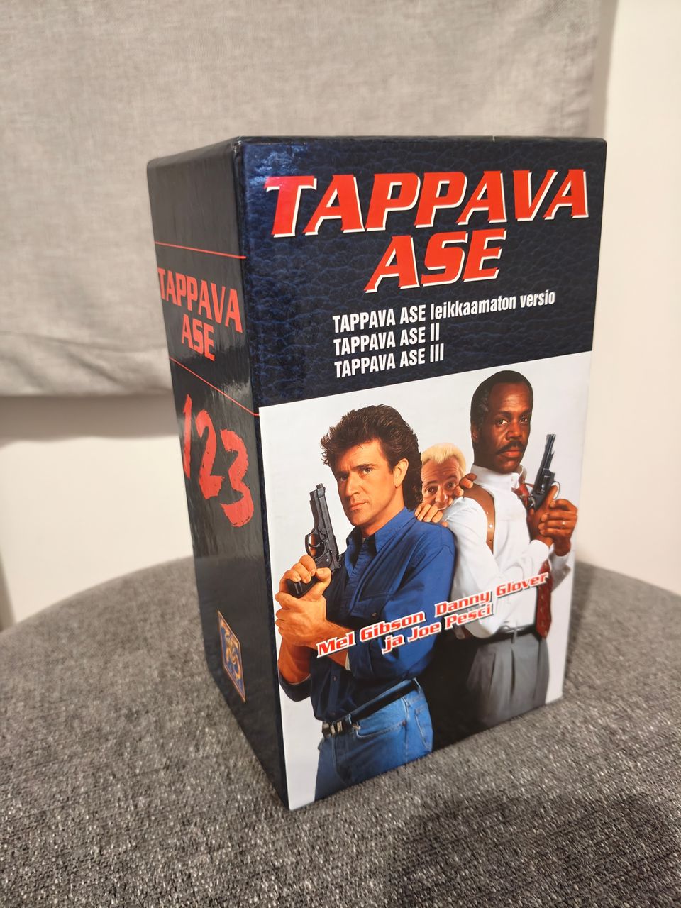 Tappava Ase 1-3 keräilyboksi