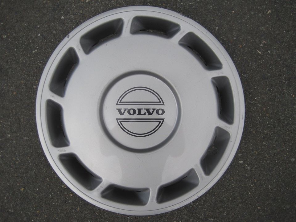 Volvo alkuperäiset pölykapselit 15" 4kpl