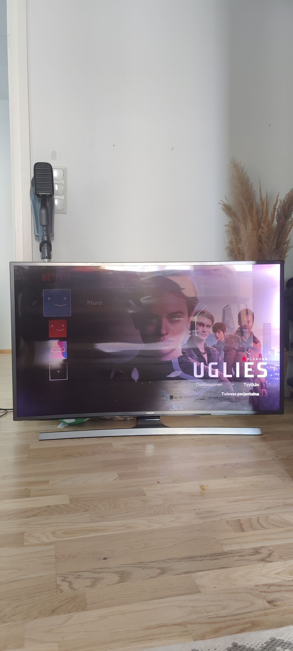 Viallinen Samsung 4k SUHD LED TV