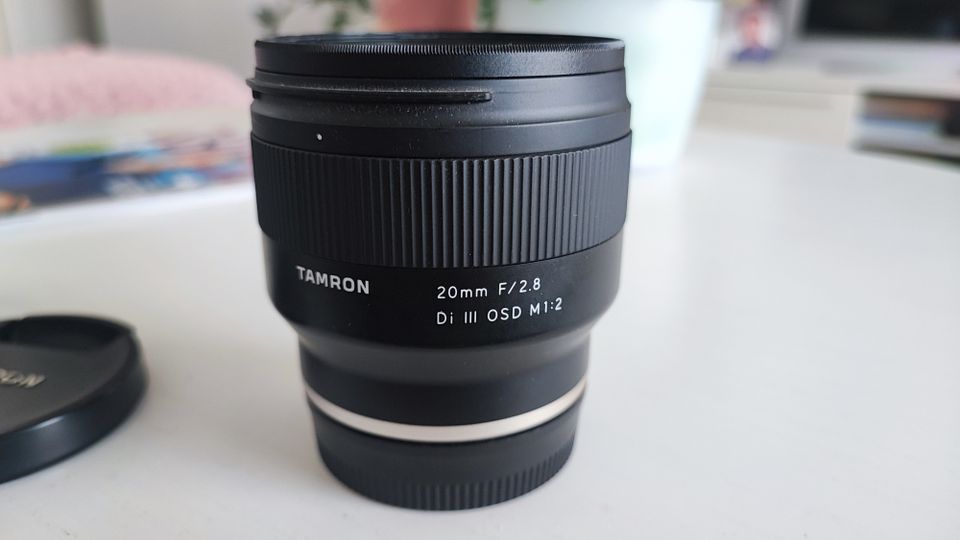 Tamron 20mm f/2.8 Di III OSD M1:2 -objektiivi, Sony FE