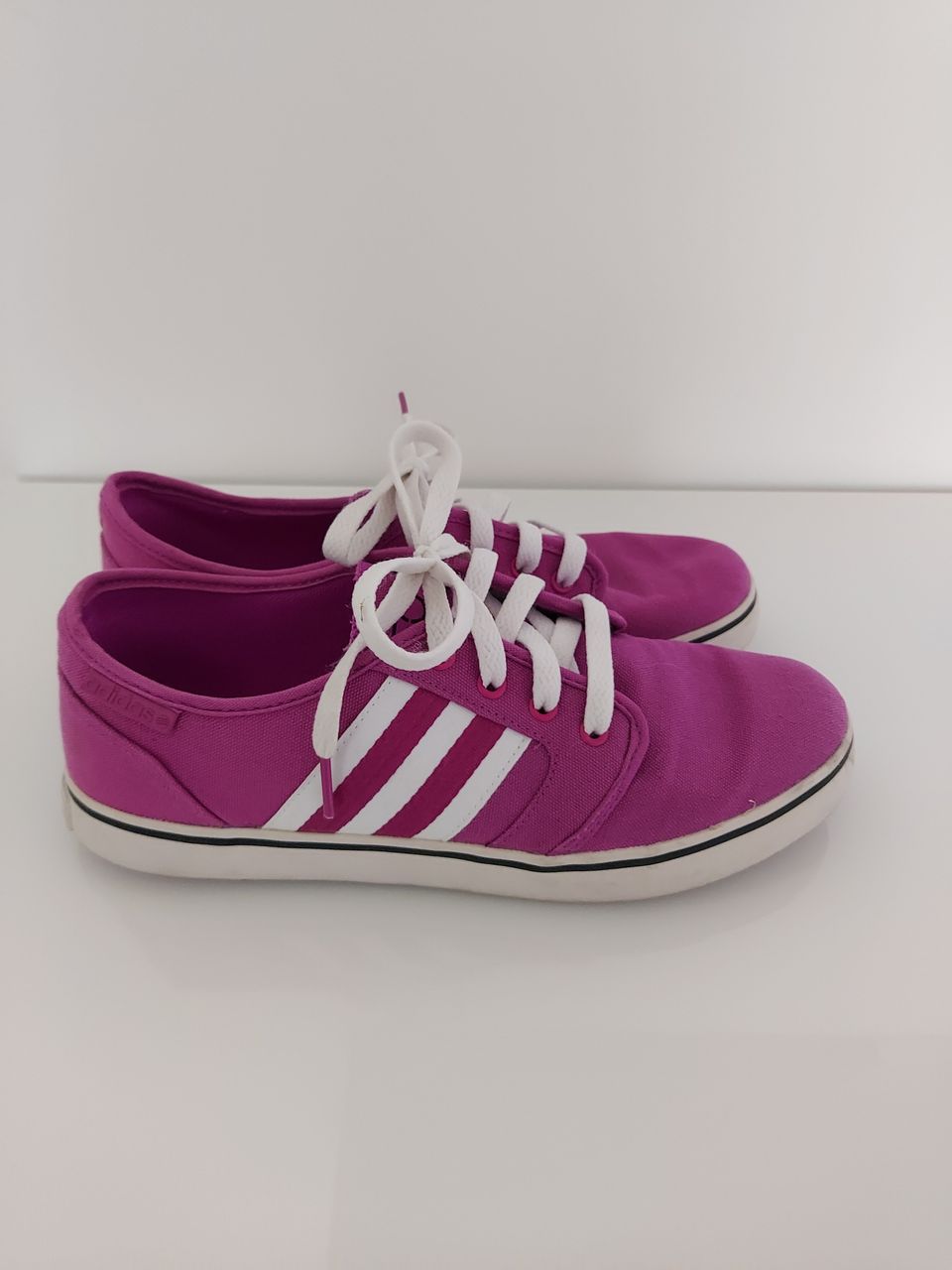 Adidas tennarit, 40