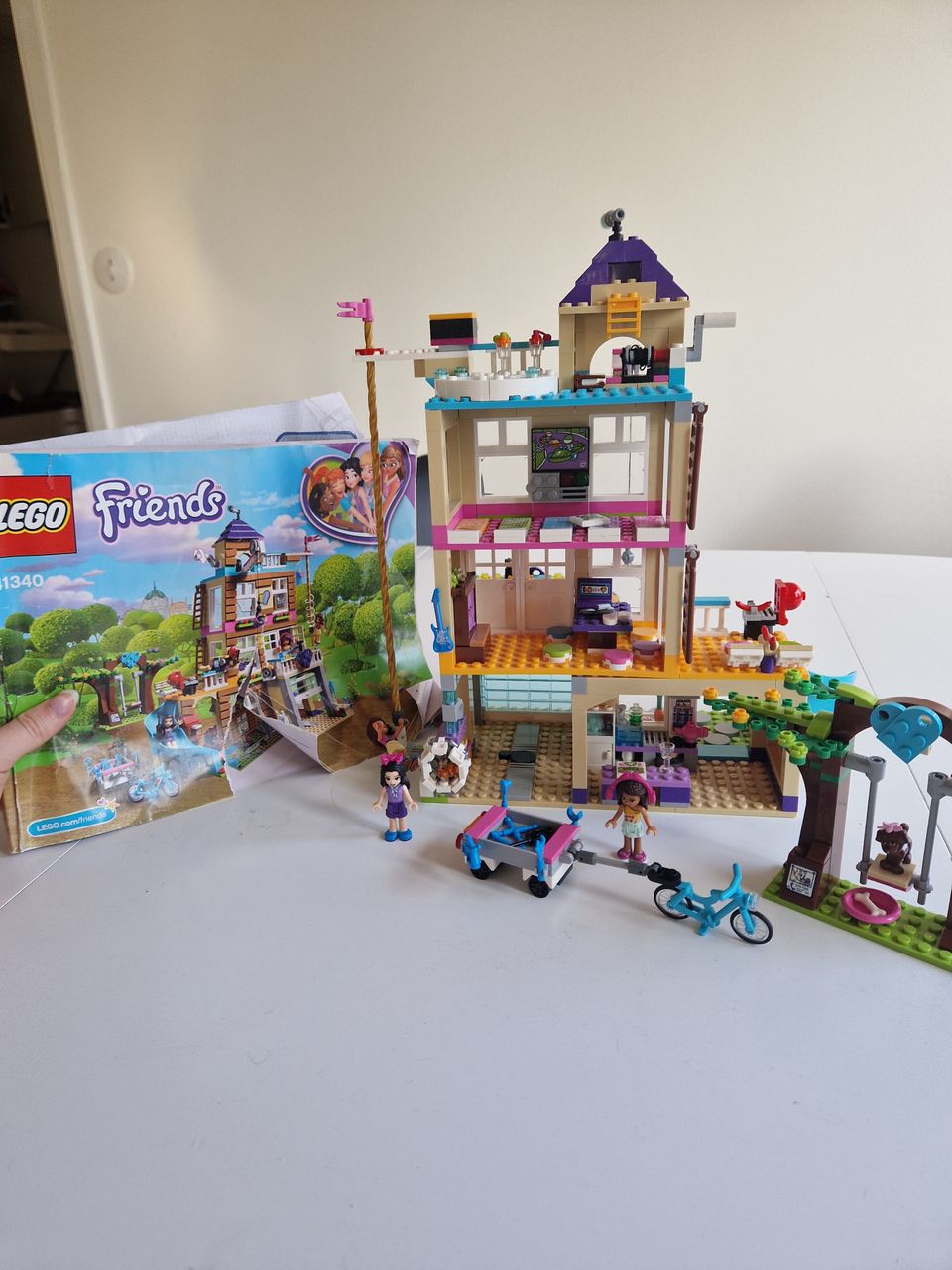 Lego friends - ystävyyden talo