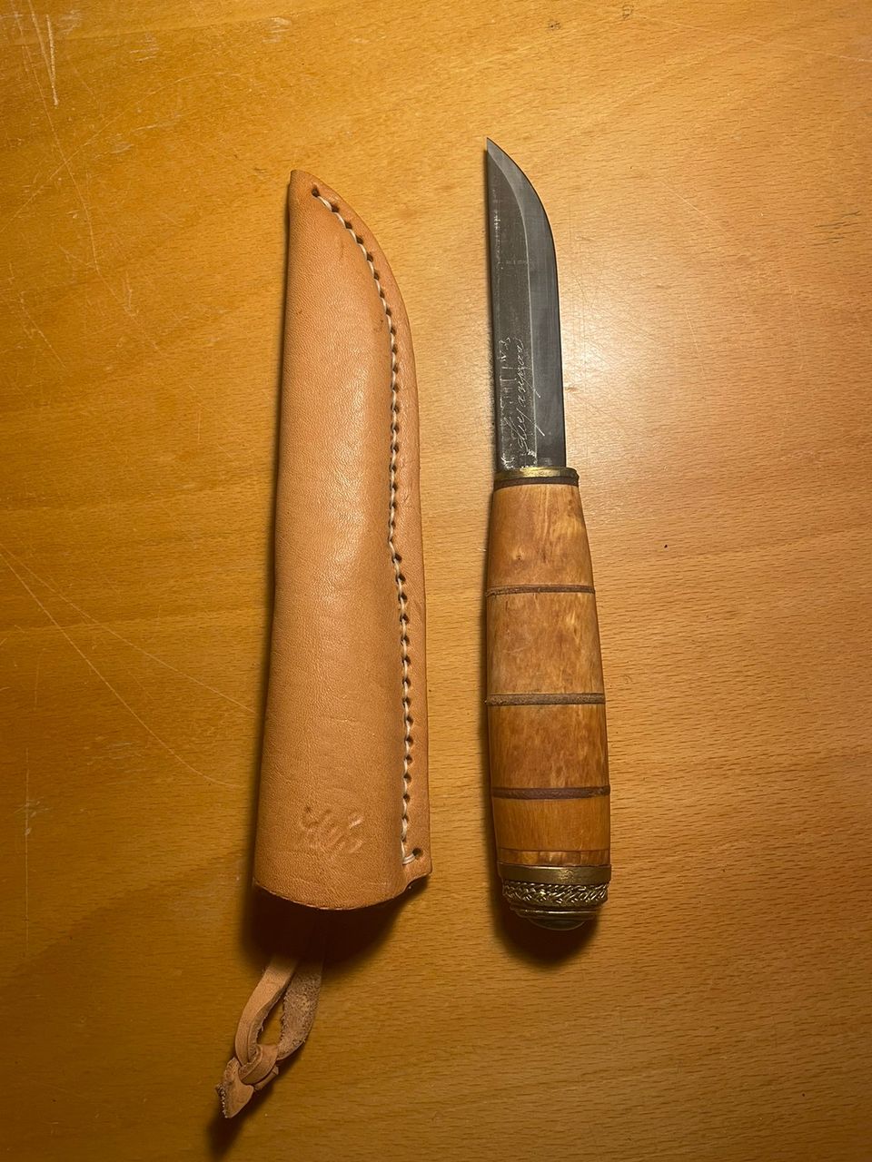 Kujanpää puukko