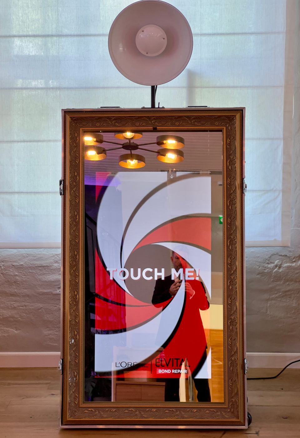 Magic Mirror Photobooth