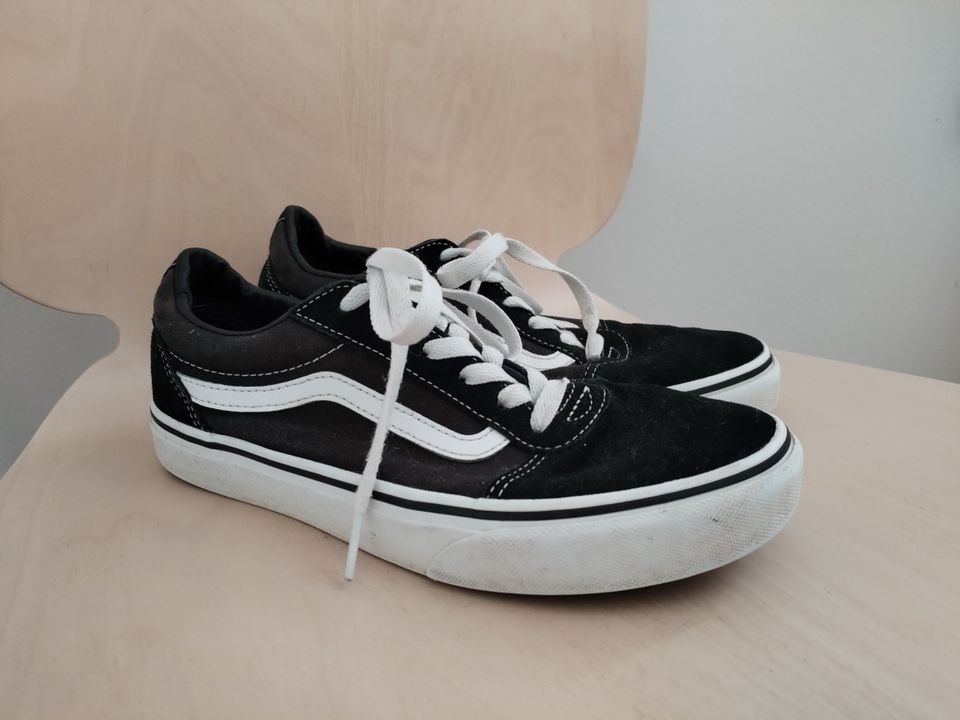 Vans tennarit 38