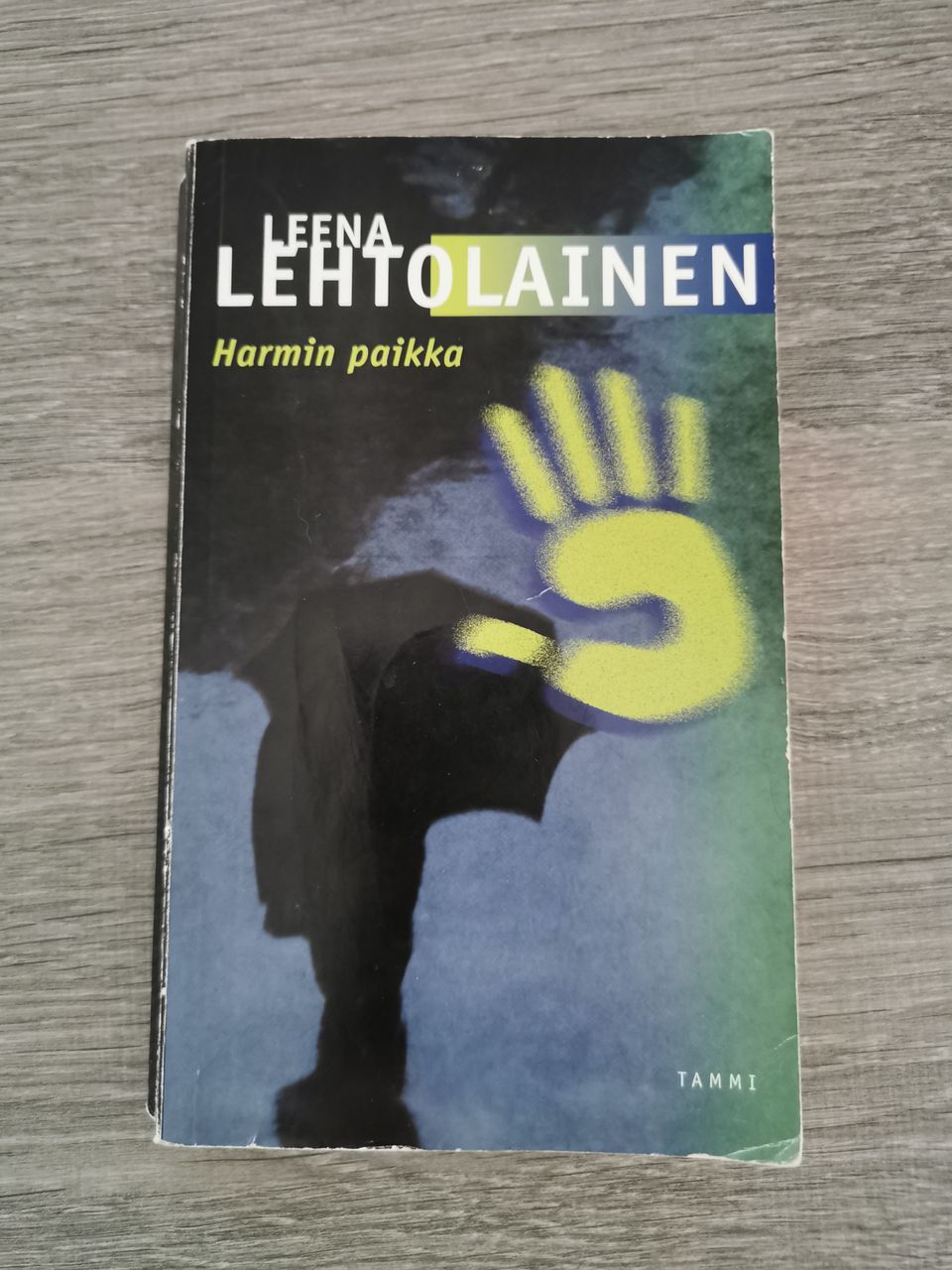 Leena Lehtolainen Harmin paikka