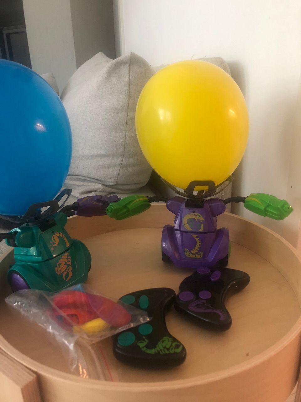 Robo kombat balloon puncher