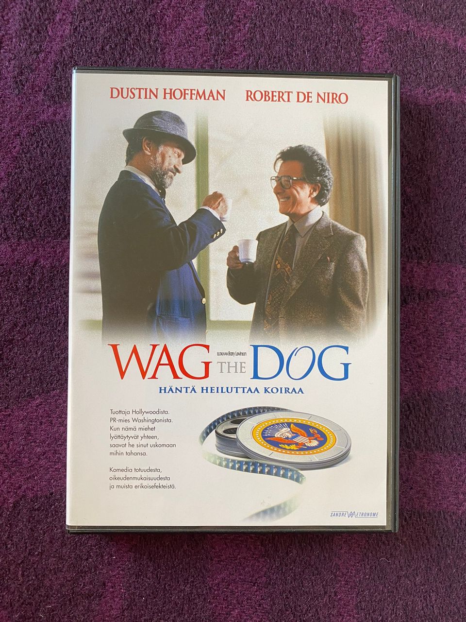 Wag the Dog: Häntä heiluttaa koiraa DVD Niro, Hoffman