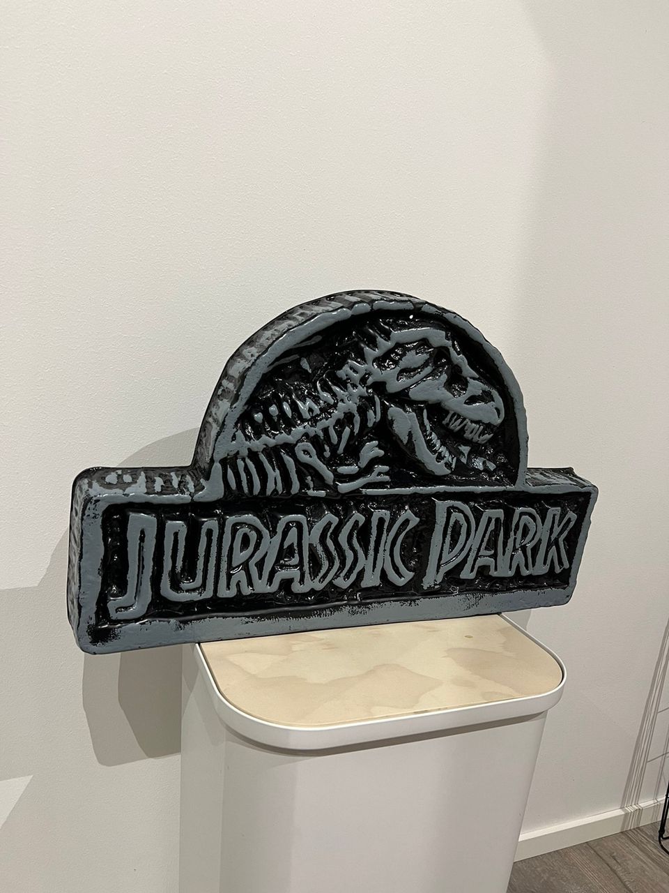 Jurassic park kyltti