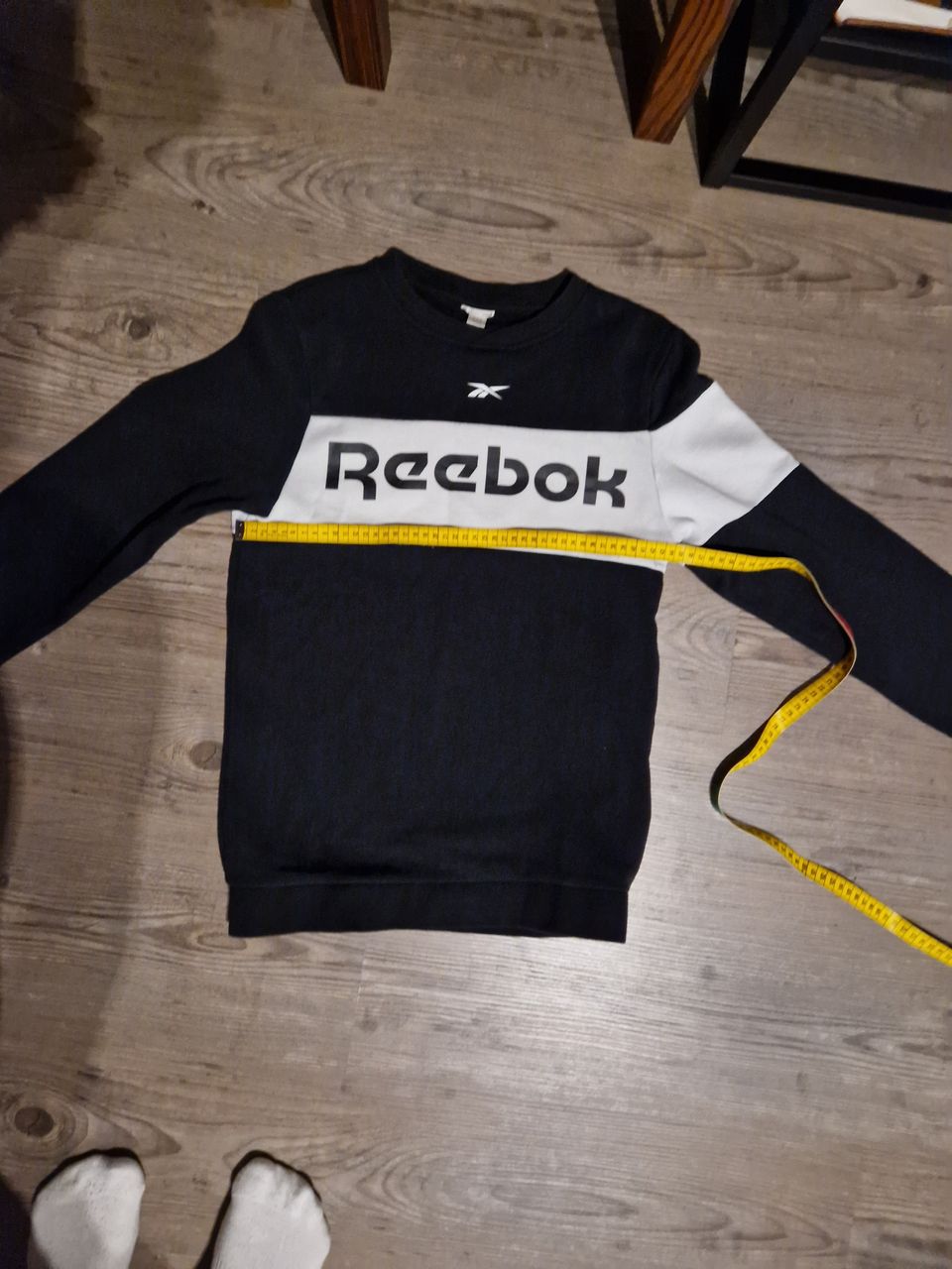 Reebok paita (XS)