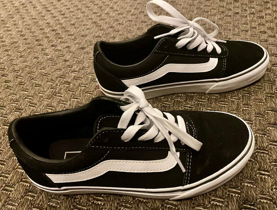 VANS tennarit