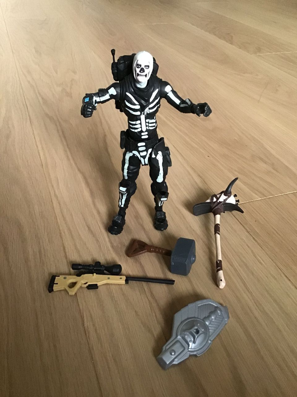 Fortnite hahmo/figuuri korkeus 18cm