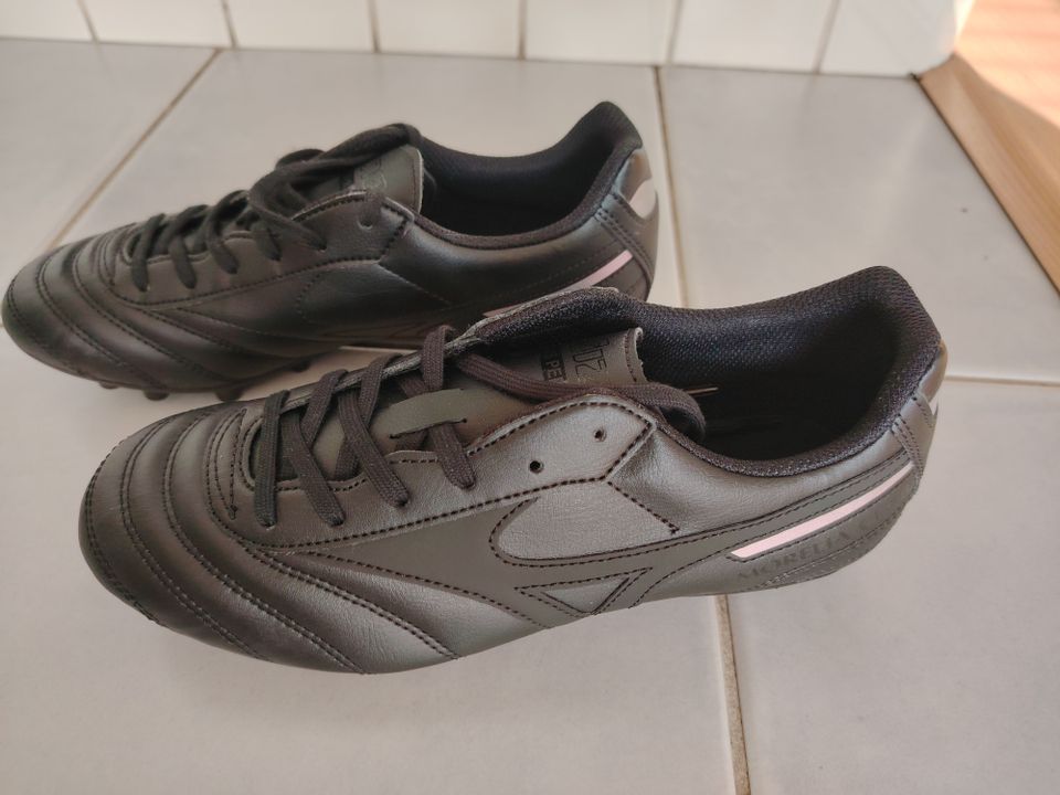 Mizuno Morelia club nappikset