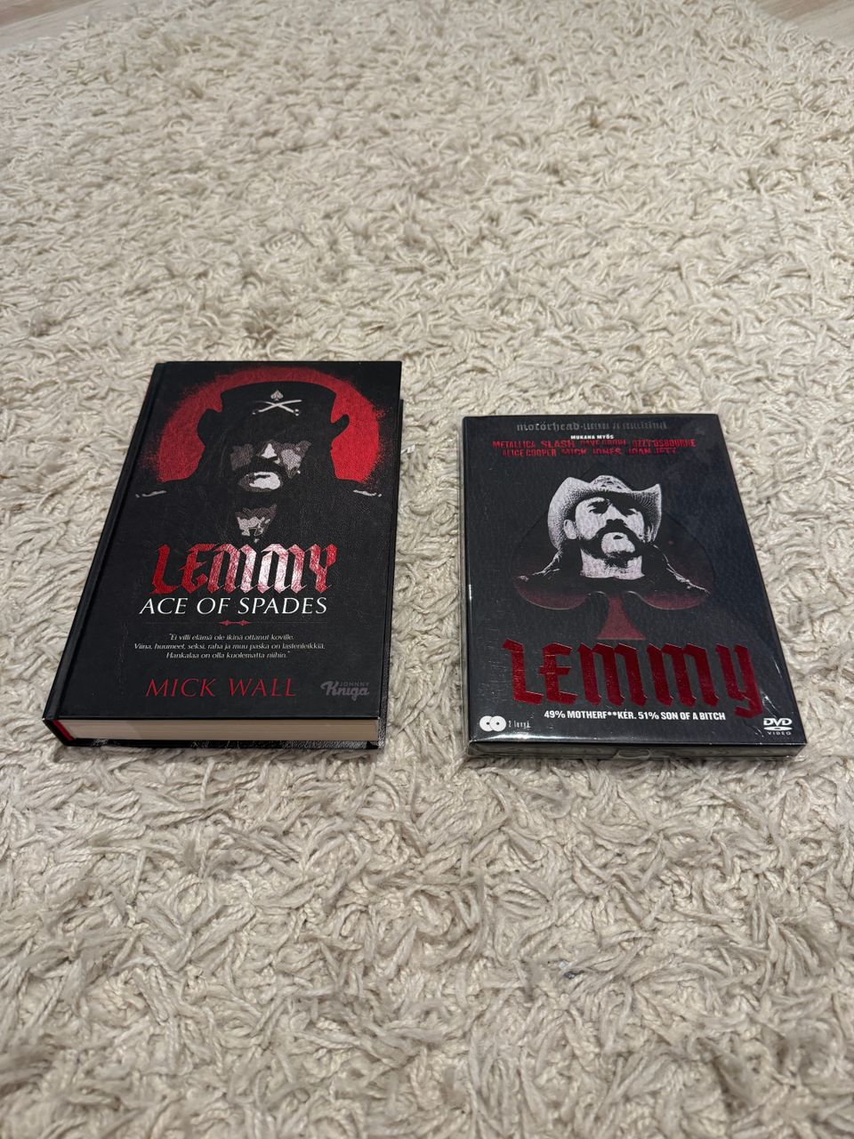 Lemmy kirja+dvd